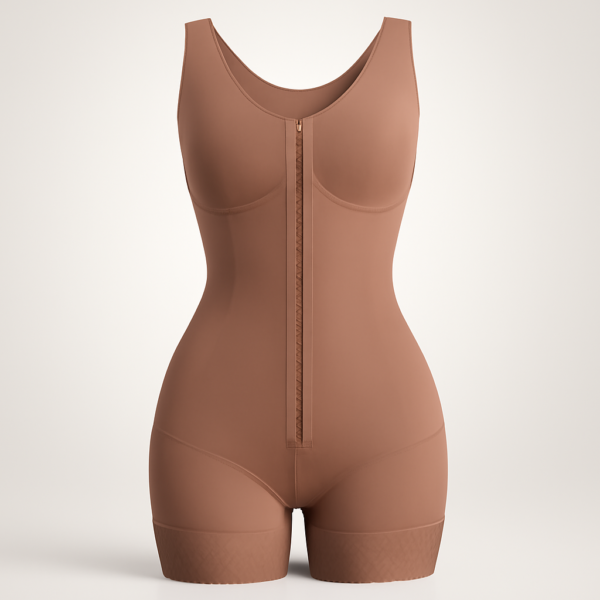 Body modelator skims satin