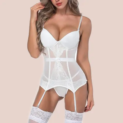 Corset elegant cu pietre